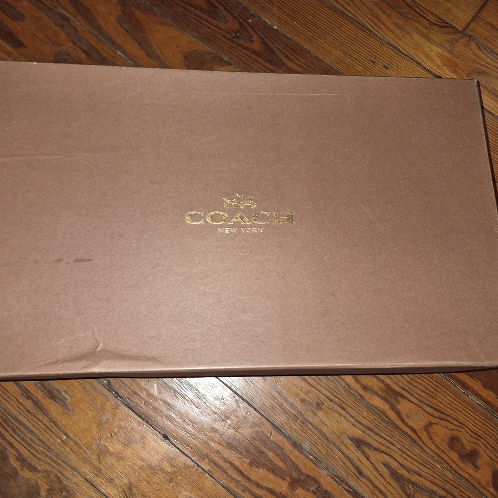 Coach Brown Box
